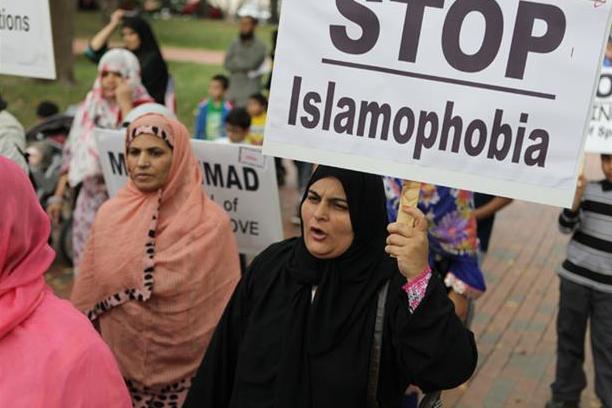 تزايد جرائم الكراهية ضد مسلمي أوروبا مؤشر خطر
