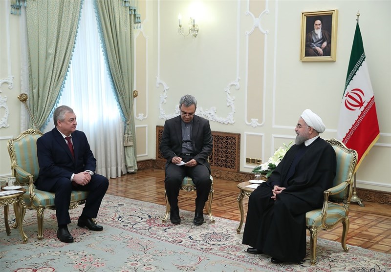 روحاني خلال استقبال المبعوث الخاص للرئيس الروسي
 
