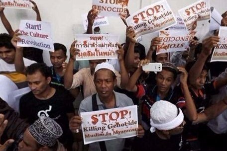 تظاهرة ماليزية تندد بالفظائع المرتكبة ضد مسلمي الروهنغيا 