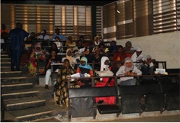 تجمع للعلماء المسلمین والمسیحیین في سیرالیون 