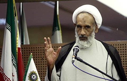 العدو شن حربا اقتصادية للنيل من الشارع الايراني