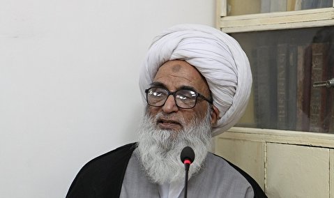 المدارس الدينية في الهند أنتجت وقدمت علماء کبار
