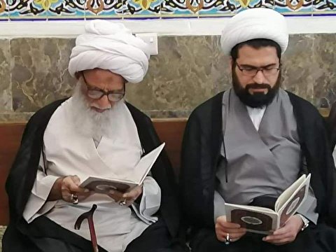 المرجع النجفي يستقبل أسرة المرجع الشاهرودي (قدس) ويجدد تعازيه في المرجع الفقيد