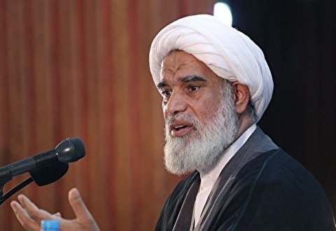 العدو يحاول جاهدا إحداث شرخ بين علماء الدين والمجتمع الايراني