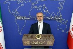 تمامیت ارضی و حاکمیت ایران بر جزایر سه‌گانه هیچ گاه قابل مذاکره نیست