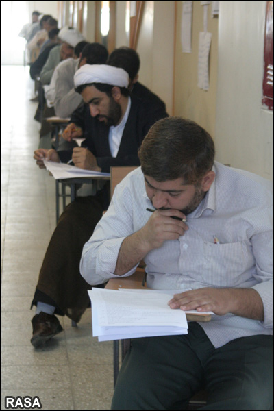 آزمون ورودی نخستین دوره دکترای سیاستگذاری فرهنگی در قم برگزار شد