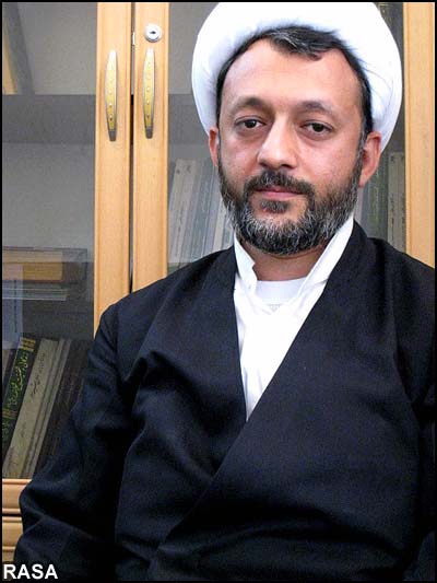 حجت الاسلام نيل آبکن
مدير حوزه علميه سفيران هدايت اهواز