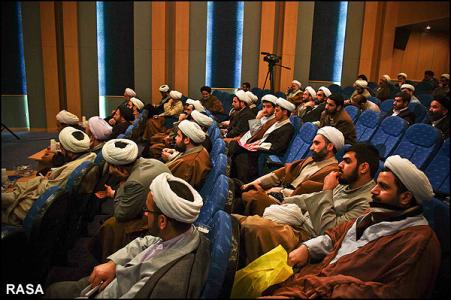 همايش انقلاب اسلامي و نقش مبلغان در دفتر تبليغات مشهد