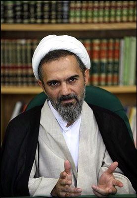 حجت‌الاسلام عليرضا موحدنژاد عضو ستاد استهلال دفتر مقام معظم رهبري 