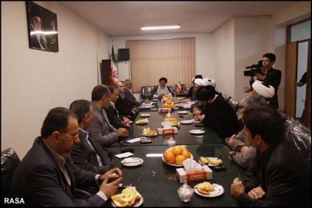 نشست معاونت پژوهشي حوزه هاي علميه کشور با اساتيد، نخبگان و فرهيختگان دانشگاه هاي خوزستان