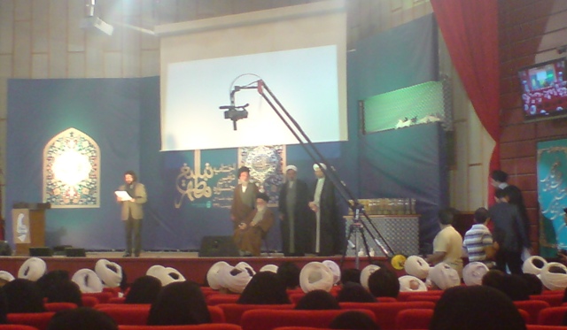 ناهنجاریها ریشه در تخلف از شریعت دارد