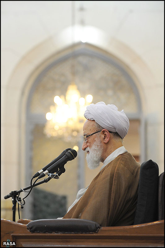 مراسم سومين سالگرد رحلت آيت الله بهجت در مسجد اعظم قم