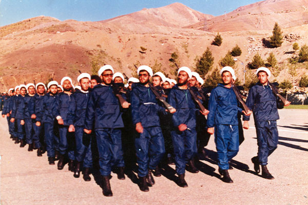 روحانيت و دفاع مقدس