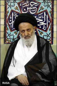 عالمی که علم خود را ابزار رسیدن به دنیا قرار دهد دچار حسد میشود