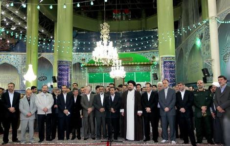 حضور احمدي نژاد و هيات دولت در مرقد امام خميني