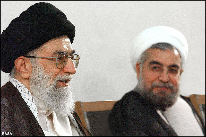 ديدار حجت الاسلام و المسلمين روحاني رئيس جمهور منتخب با رهبر انقلاب