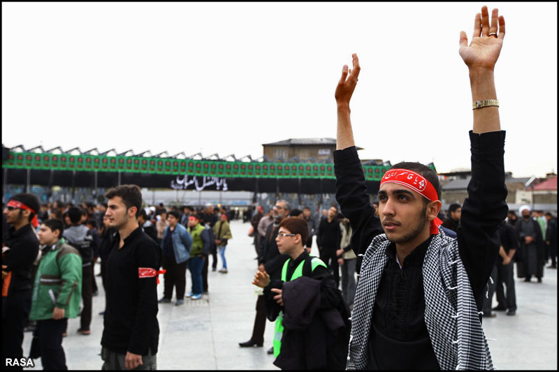 اجتماع بزرگ جوانان و نوجوانان عاشورايي