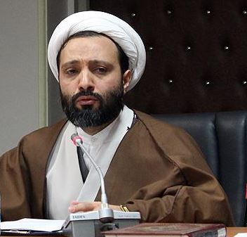 حجت‌الاسلام  محمد غفوري‌نژاد، استاد دانشکده شيعه‌شناسي دانشگاه اديان و مذاهب اسلامي