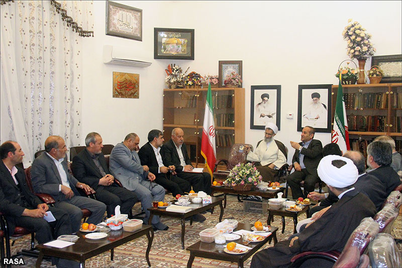 حجت الاسلام والمسلمين نکونام در جمع هيئت امناي زائرسراي استان مشهد