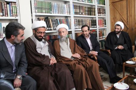 حسين انتظامي با آيت الله باريک بين