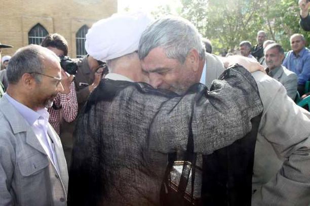 مراسم صبحگاه مشترک نيروهاي مسلح استان مرکزي که در پادگان امام علي(ع) اراک 