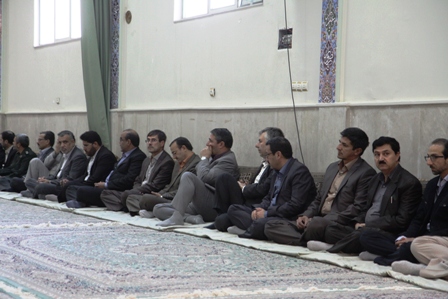 جلسه درس اخلاق مديران که با حضور مديران اجرايي استان مرکزي که در بيت امام جمعه اراک