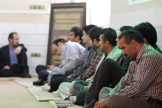 ديدار مسؤولان و کارکنان دانشگاه علمي کاربردي استان مرکزي با آيت الله دري نجف آبادي