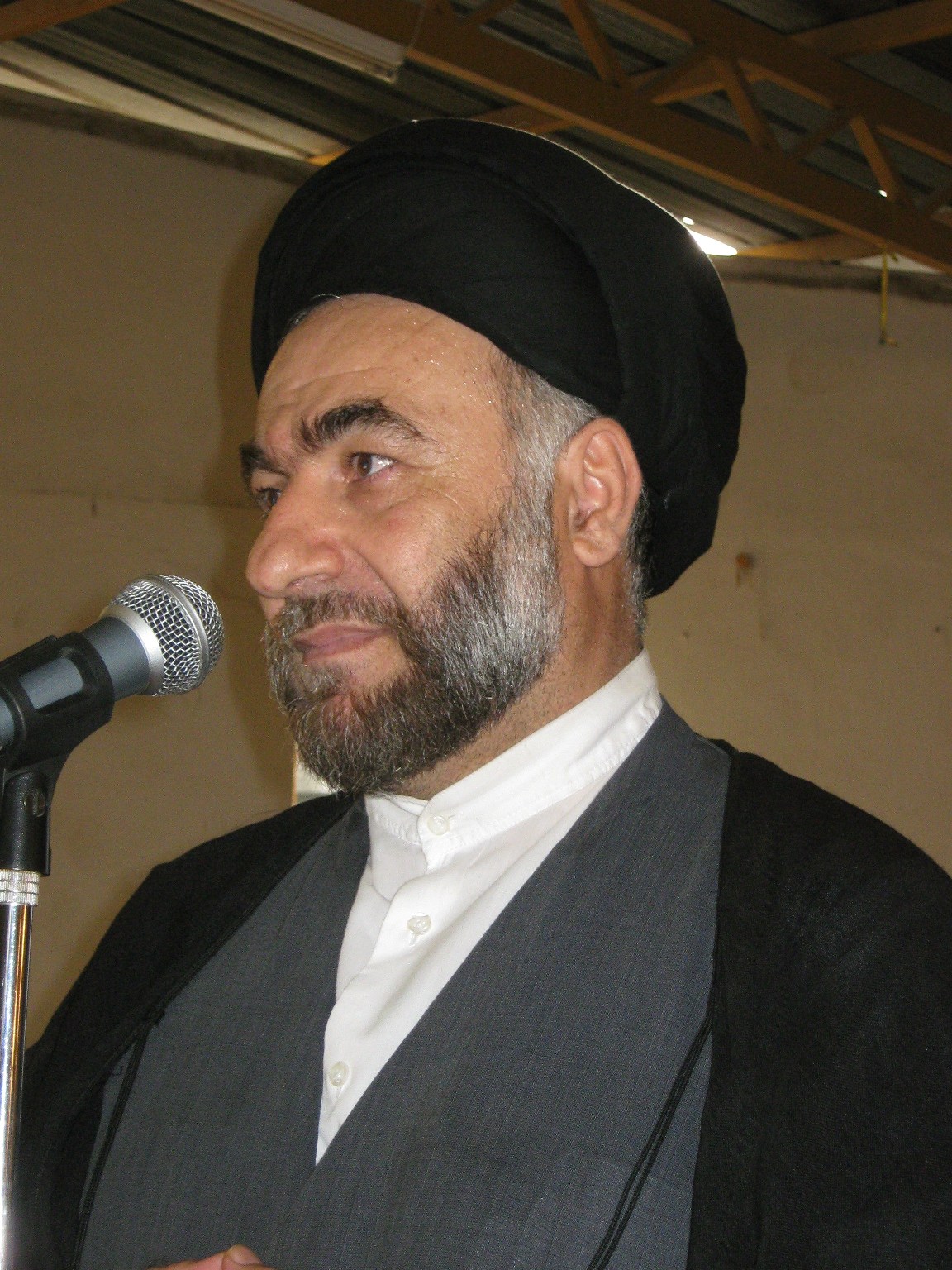 المفتي في المجلس الاعلي الشيعي السيد علي المکي