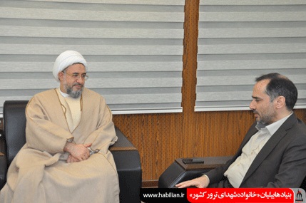 آيتالله محسن اراکي در ديدار با دبيرکل بنياد هابيليان
