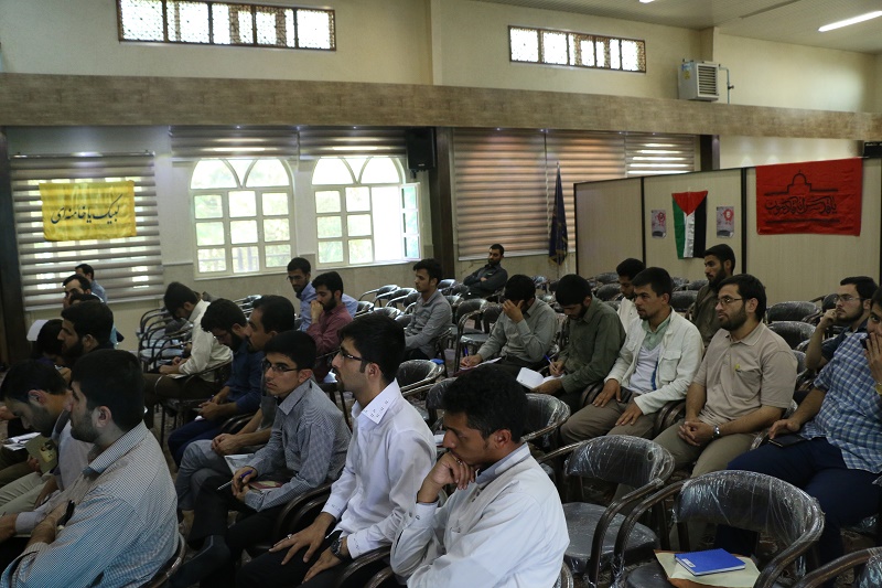 داوود 
گودرزی