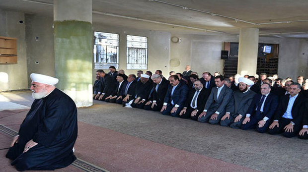 الرئيس السوري يؤدي صلاة عيد الأضحى 
