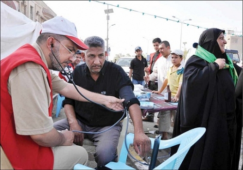  تقديم الخدمات الطبية لزوار اربعينية الامام الحسين عليه السلام 