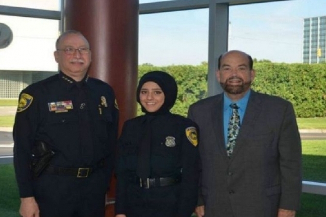  شرطية مسلمة في نيويورك 