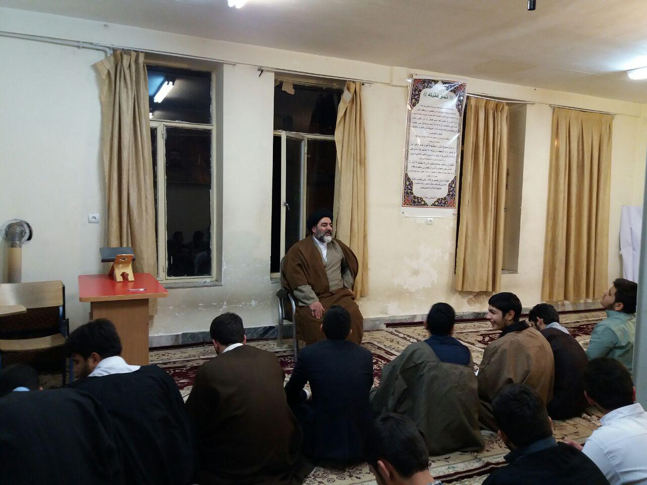 امام جمعه اسلام آباد غرب