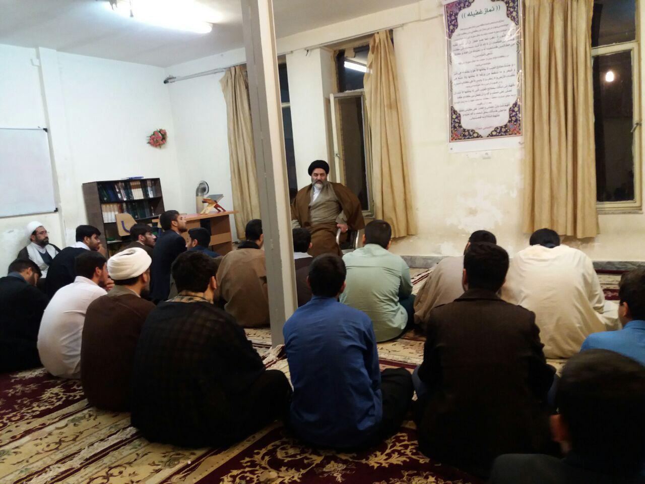 امام جمعه اسلام آباد غرب