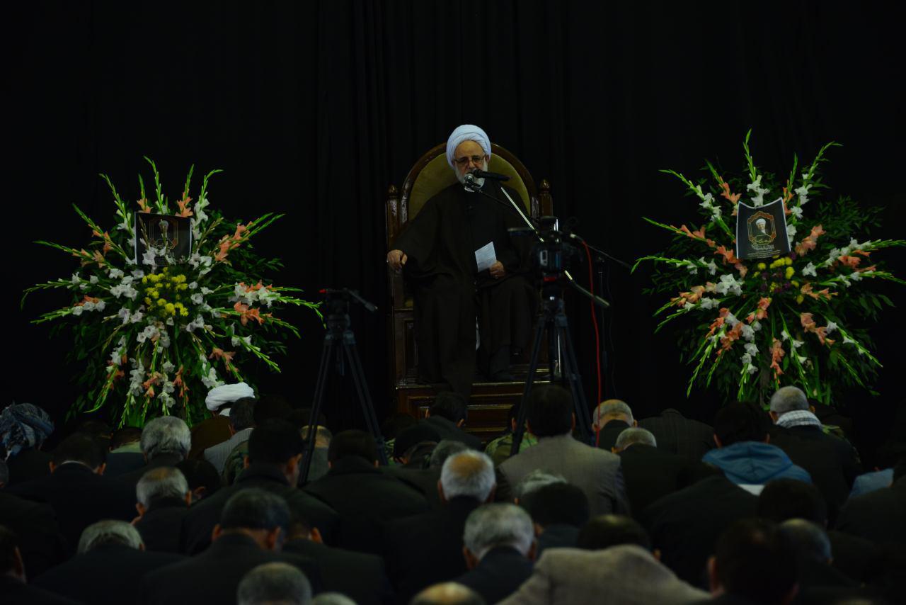 حجت الاسلام و المسلمین لطفی