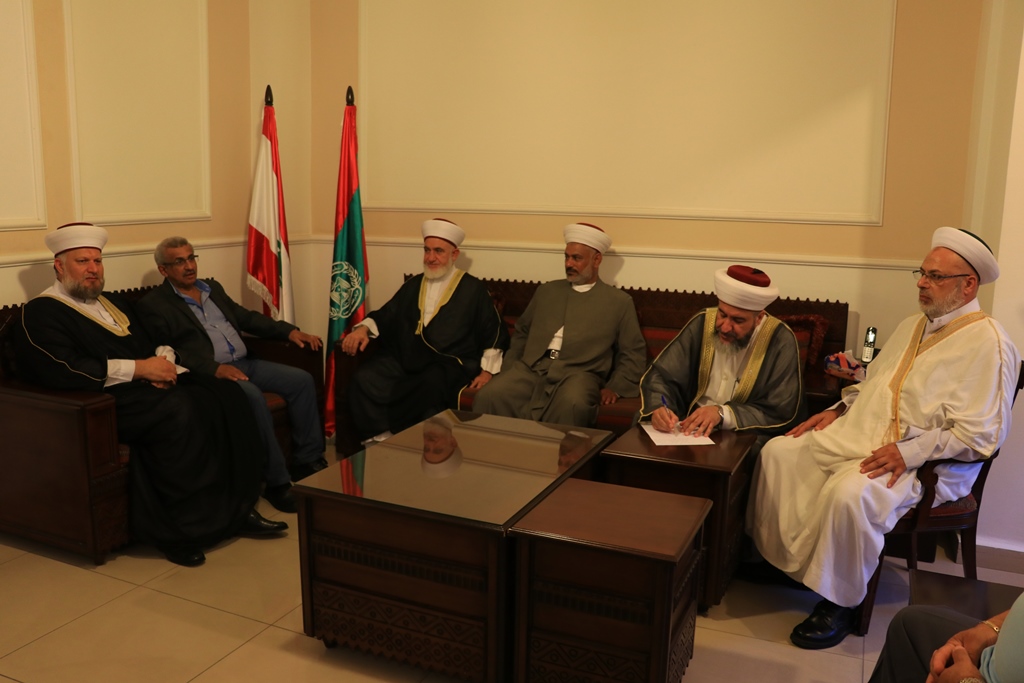  سعد بحث مع مجلس علماء فلسطين 