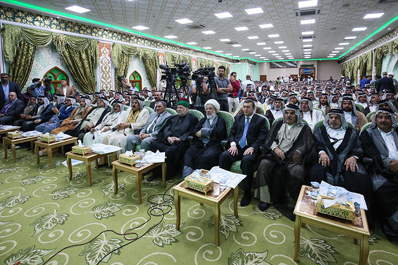 اجتماع شيوخ قبائل وعشائر العراق في مرقد الإمام الحسين