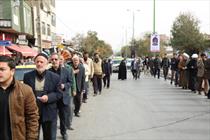 تجمع عزاداران اربعین حسینی در میدان امام زاده عبدالله شهر همدان