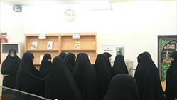 بازدید طلاب مدرسه علمیه خوهران الزهراء از کتابخانه شهید شفیعی