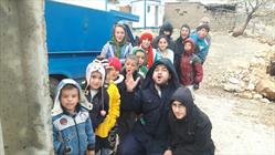 حضور طلاب اهوازی در میان زلزله زدگان