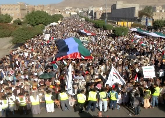 لعاصمة صنعاء للمشاركة في المسيرة الجماهيرية الحاشدة