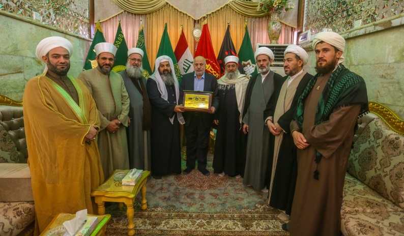 وفد من جمعية علماء تركمان العراق يتشرفون بزيارة مرقد أمير المؤمنين (عليه السلام) 