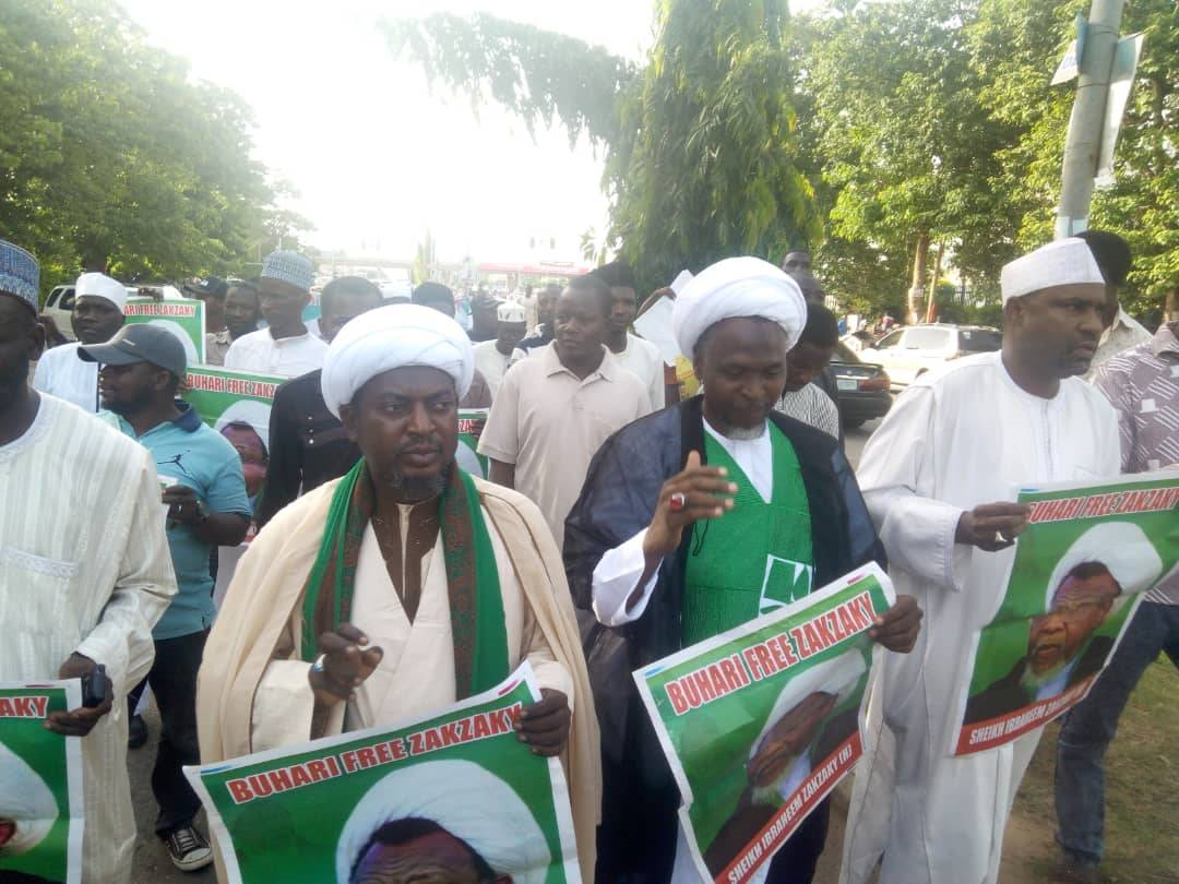 مسيرات بنيجيريا تطالب إطلاق سراح الشيخ الزكزكي 