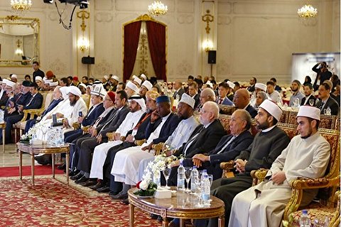 10 توصيات لمواجهة الإسلاموفوبيا في مؤتمر 