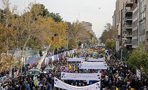 المشاركون يدينون محاولات أمريكا والكيان الصهيوني للتفرقة بين الدول الاسلامية