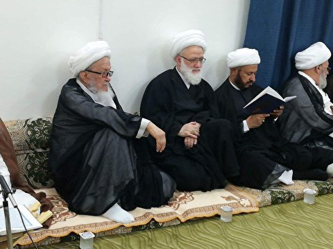 مكتب المرجع إسحاق الفياض يقيم مجلساً للعزاء على روح آية الله الشيخ محمد آصف محسني