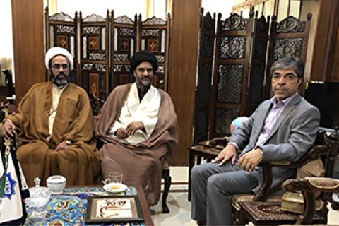 إیران تنظّم مسابقة للقرآن والأذان في باكستان