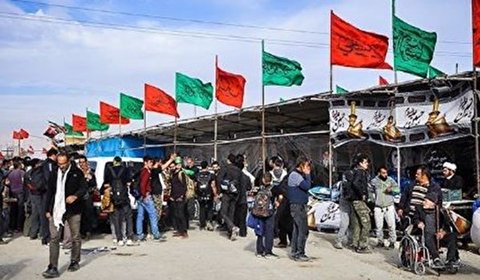 2800 موكب ايراني تقدم الخدمات لزوار الاربعين في العراق