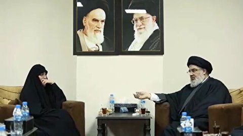 السيد نصرالله یستقبل كريمة الشهيد قاسم سليماني